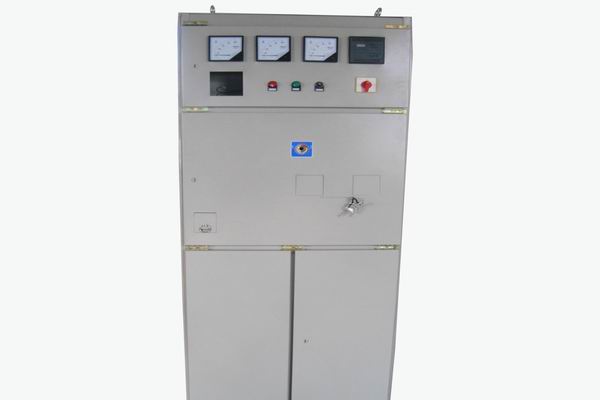 新疆控制柜-使用3683控制柜前进行这些检查